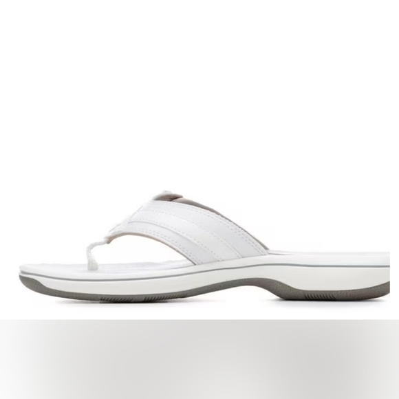 Women's Clarks Breeze Sea Flip Flops Sandals/Size 11 - Picture 4 of 15